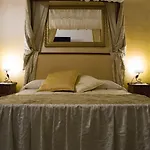 Aura Toscana Boutique