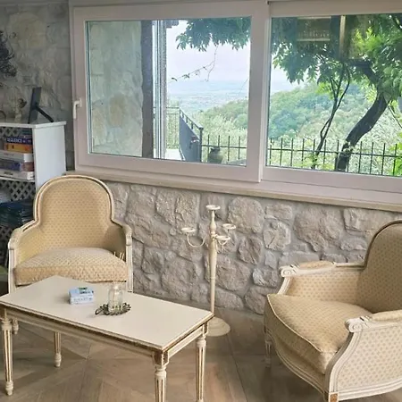 Aura Toscana Boutique